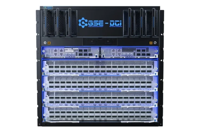  全球智算网络竞争加剧，中国移动GSE-DCI技术及百T路由器样机重磅发布；解决四大难题，助力大规模AI模型落地。 IT技术