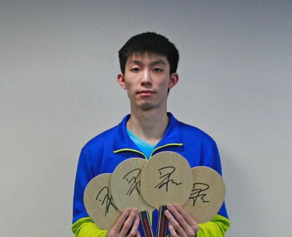  那些独自扛起家乡希望的乒乓球员：孤独是他们共同的勋章 体育新闻 那些独自扛起家乡希望的乒乓球员：孤独是他们共同的勋章 体育新闻 那些独自扛起家乡希望的乒乓球员：孤独是他们共同的勋章 体育新闻 那些独自扛起家乡希望的乒乓球员：孤独是他们共同的勋章 体育新闻